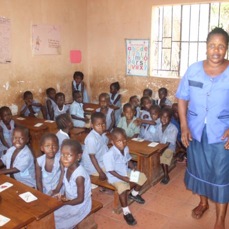 Bombali Sponsorship Community – MCA Primary School Manonkoh Kindergarten Class. Photo credit ActionAid Sierra Leone